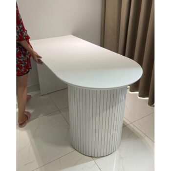 Bàn ăn gỗ chân uốn | Cowodecor
