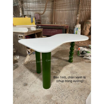 [Cowo decor] Bàn nơ trụ bi